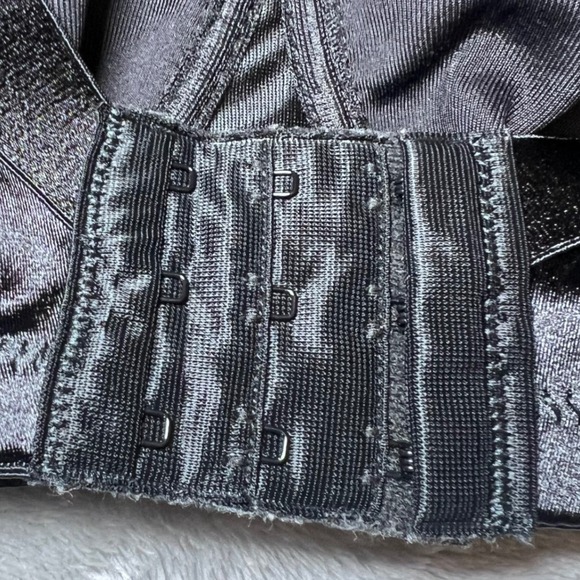 Playtex 18 Hour Bra Womens 40DD Black Full Coverage Full Support Lift 4745 - Picture 4 of 13